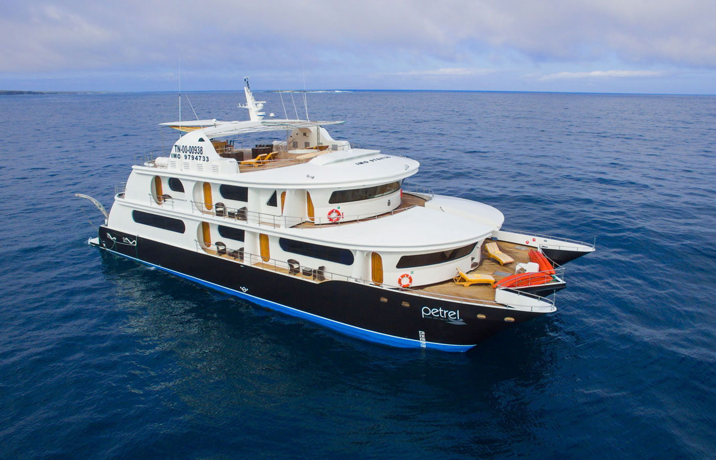cape petrel yacht